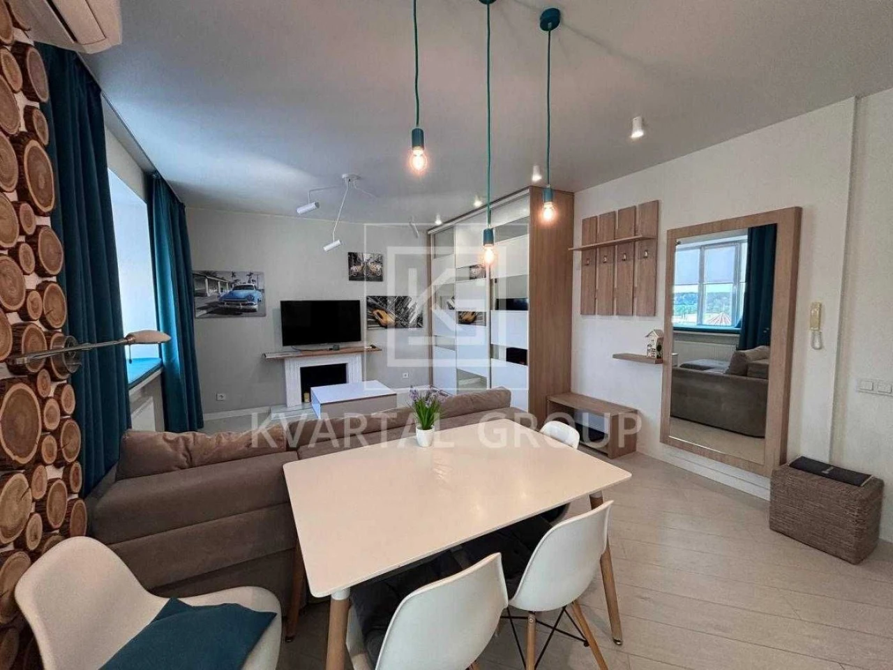 Stylish Apartment in the City Center with a Private Terrace