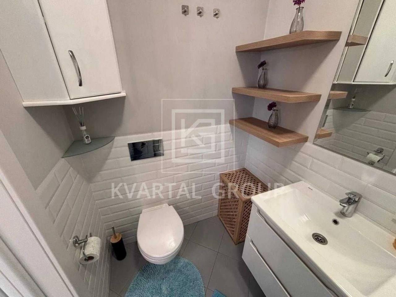 Stylish Apartment in the City Center with a Private Terrace