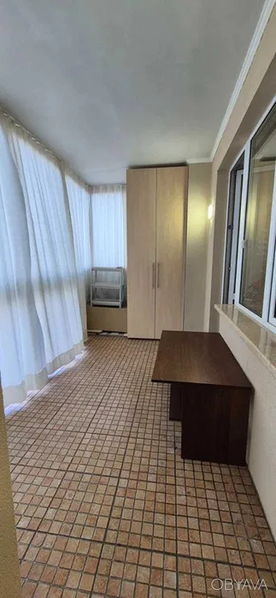 1-кімнатна квартира, 63 кв.