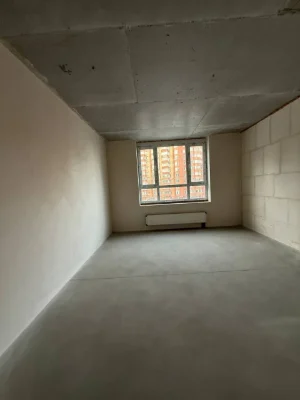Продаж! 2 к  квартира в Центральний 2 під чистовий ремонт. Ц