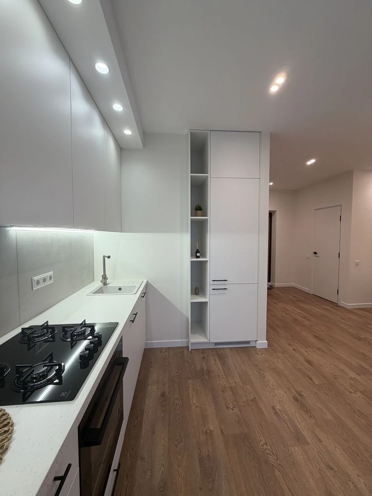 FOR SALE 1-bedroom apartment renovated in Synergy City Gas heating