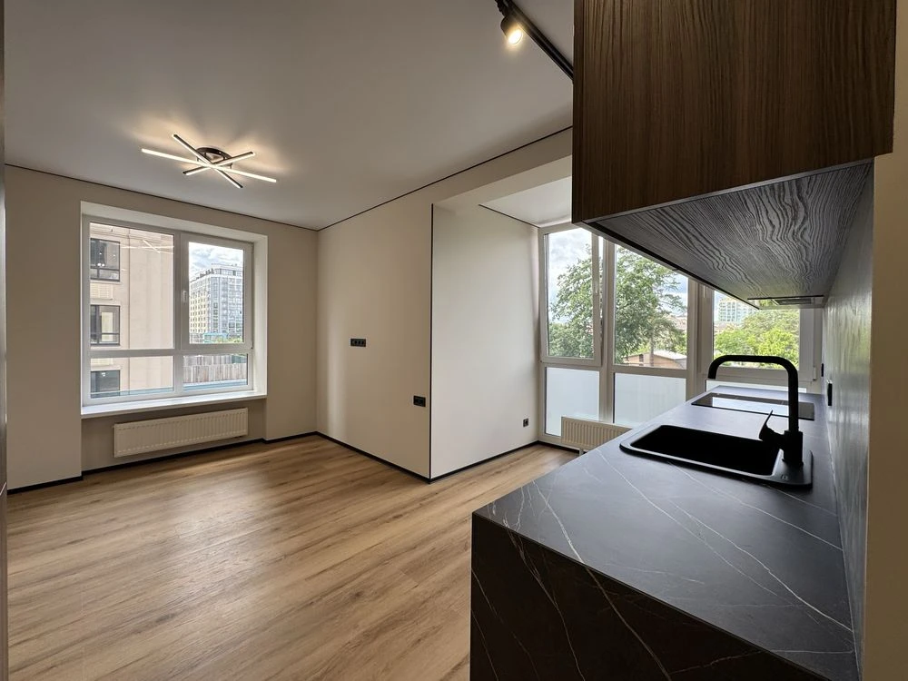 Two-bedroom apartment with new renovation! Irpin'