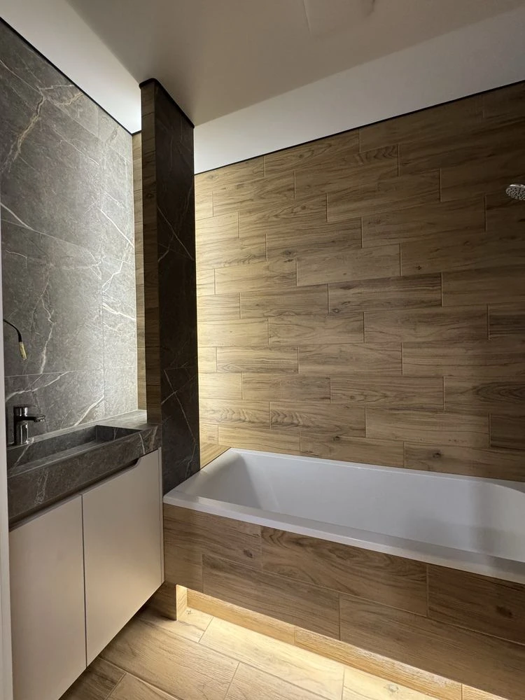 Two-bedroom apartment with new renovation! Irpin'