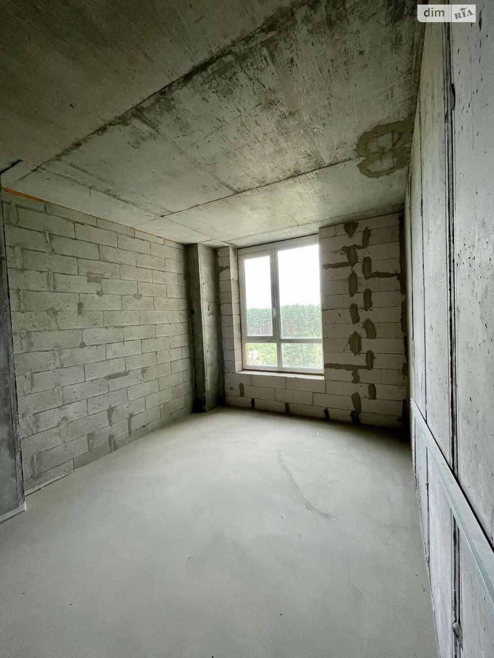Apartment for Sale in Romanivka