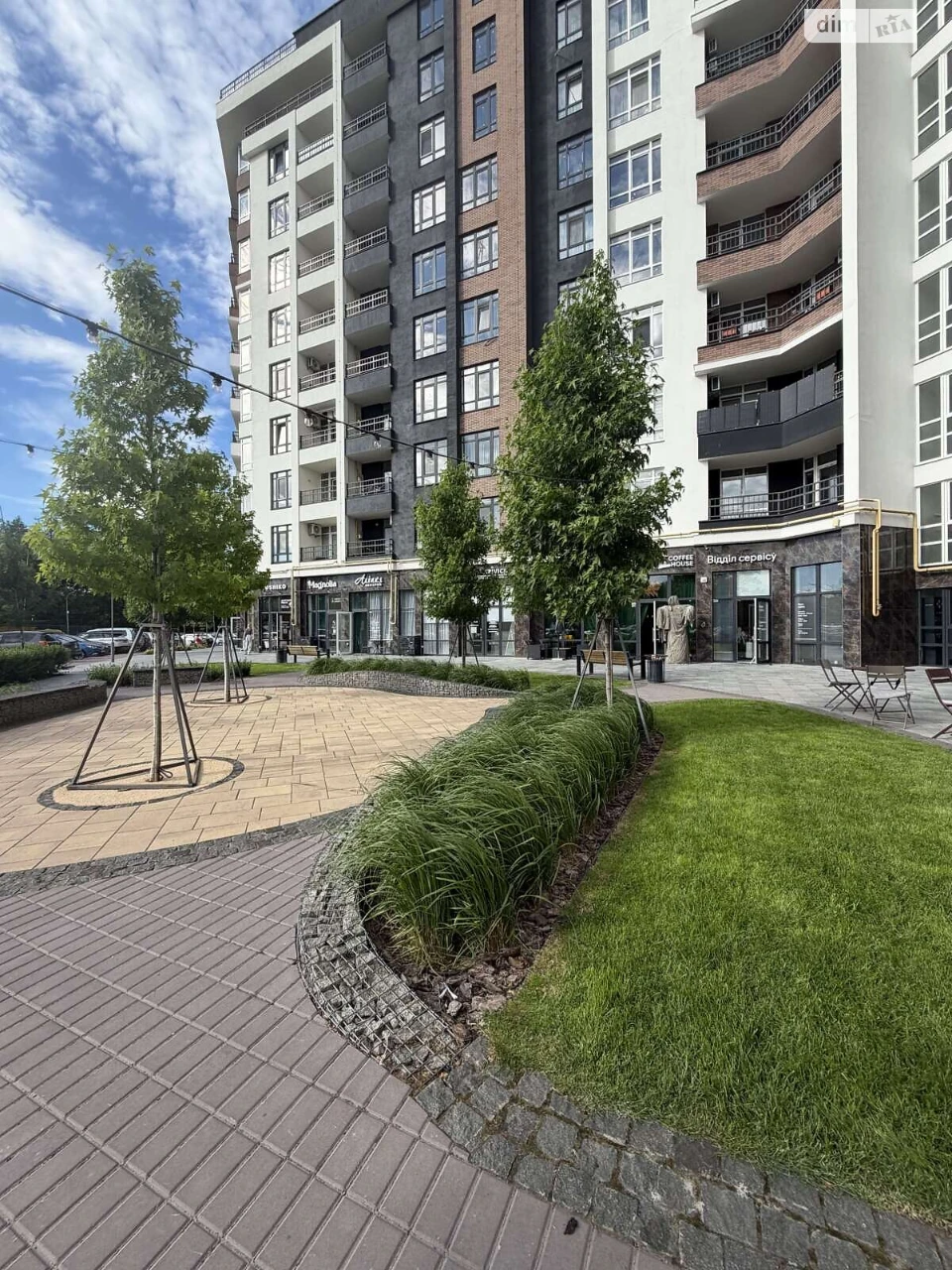 Продажа Квартира Романівка