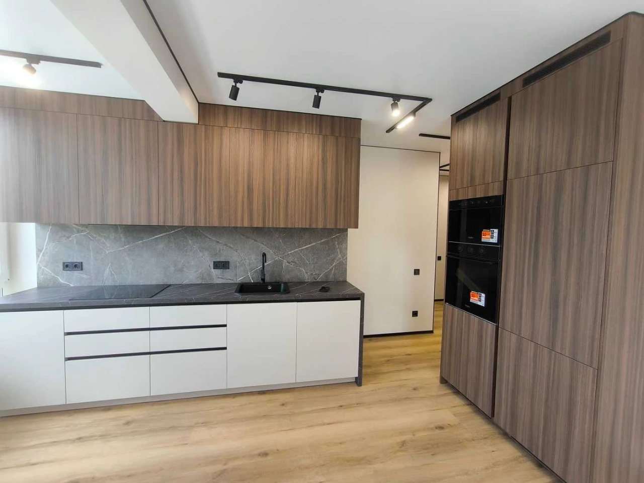 For Sale: Apartment with New Renovation in ЖК Central Premium