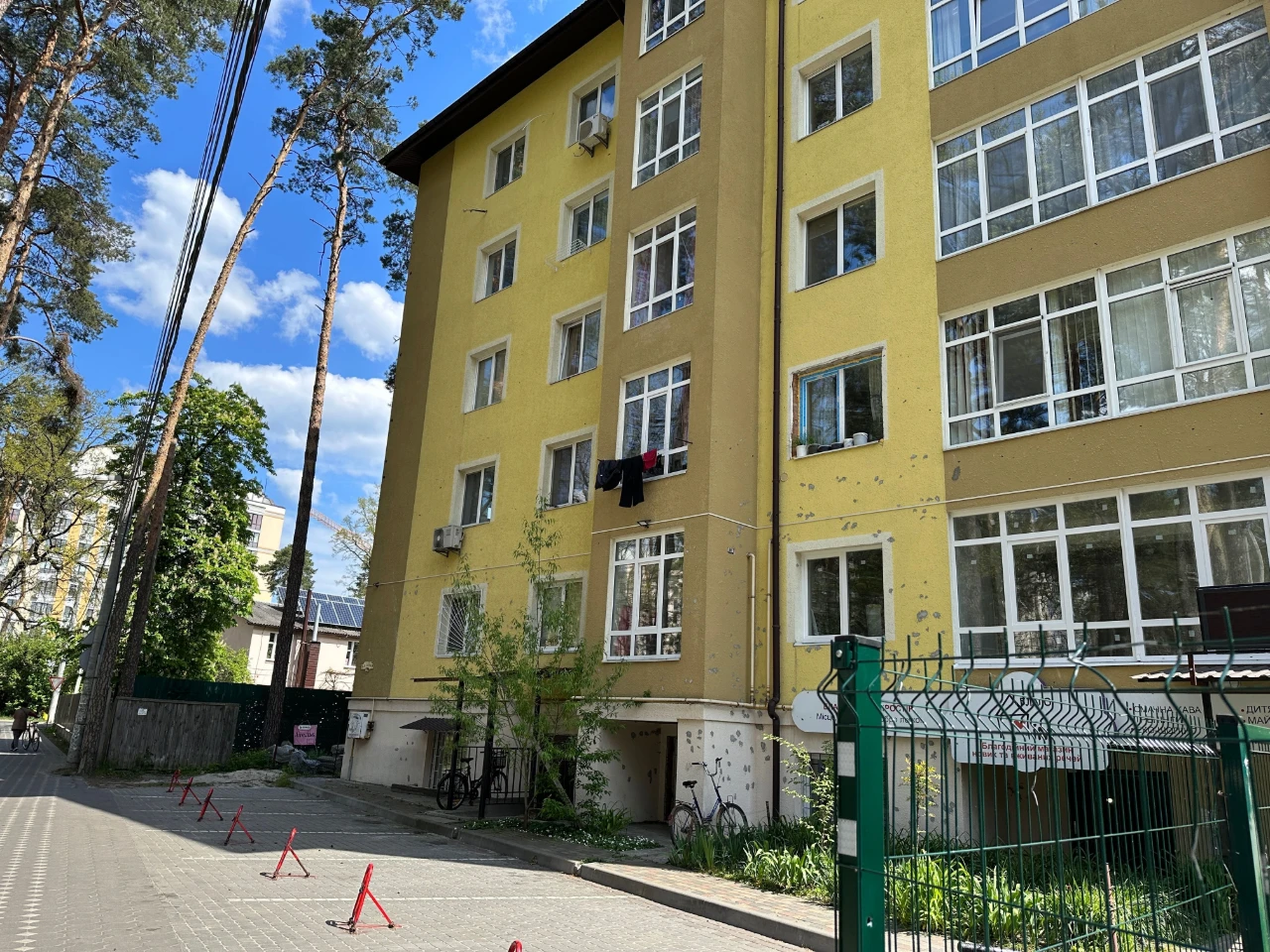 Трикімнатна квартира. Центрі Ірпеня. Парк Правика! Газ.