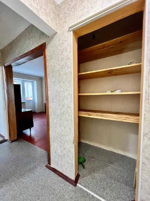 Appt. 2%. 1 bed with balcony. Garage included.