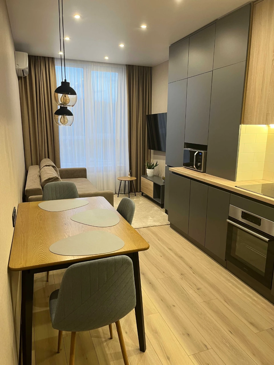 Owner | Synergy 3+ Residence | Gas | Furniture and appliances