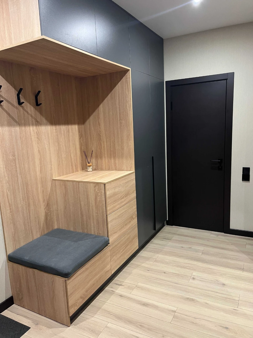 Owner | Synergy 3+ Residence | Gas | Furniture and appliances