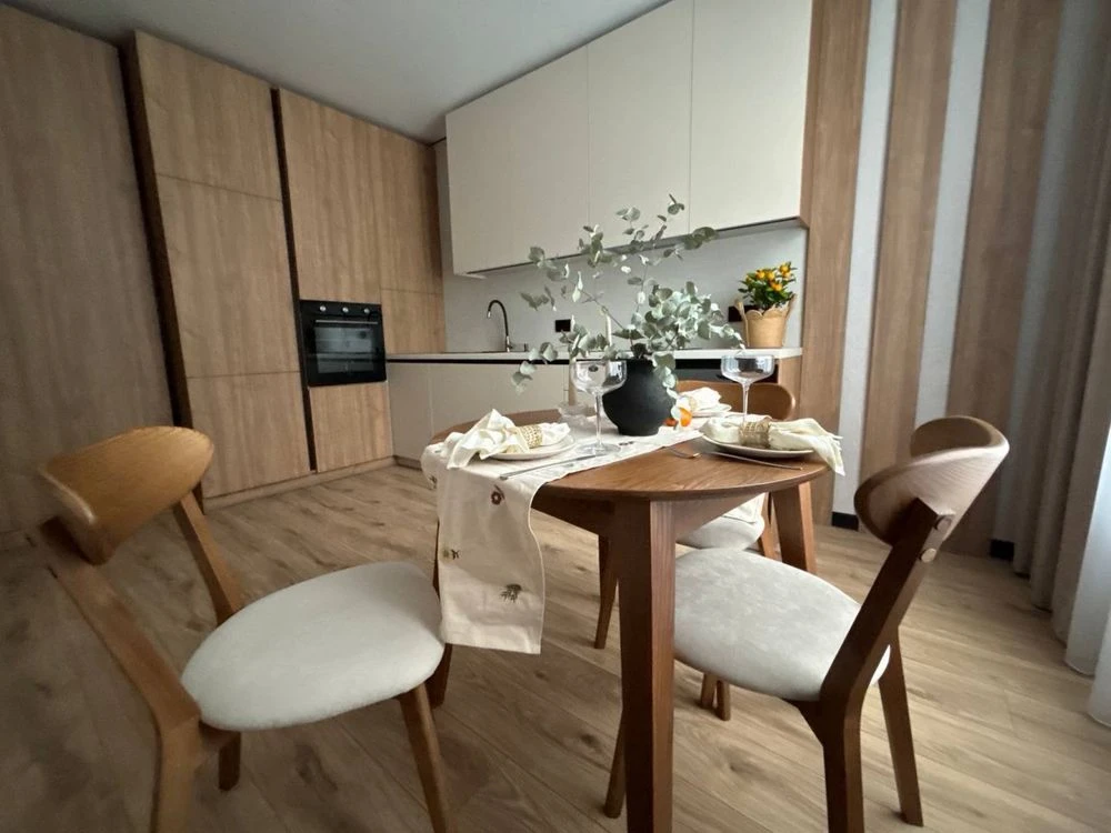 Прекрасная 2-комнатная квартира! Новая! Никто не жил!