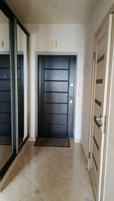Продаж 1-кімнатної квартири з ремонтом, 36 м², Газ, мін