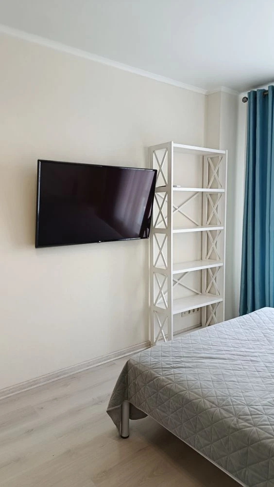 Продаж 1-кімнатної квартири з ремонтом, 36 м², Газ, мін