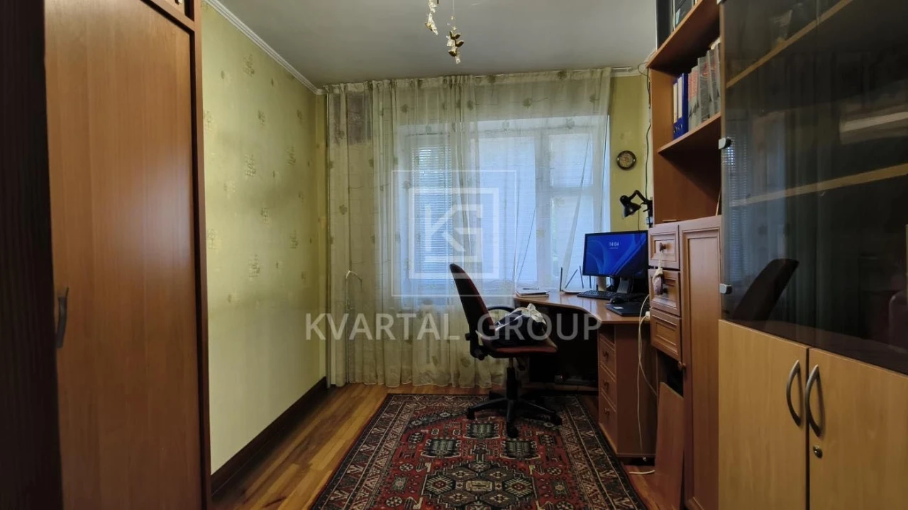 Продається трикімнатна квартира! Без комісії!