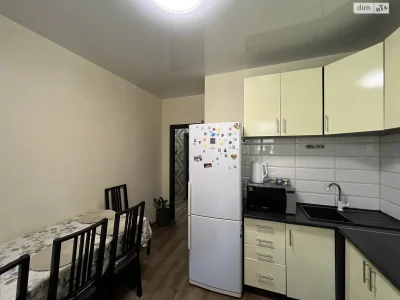 Продаж Квартира Озерна