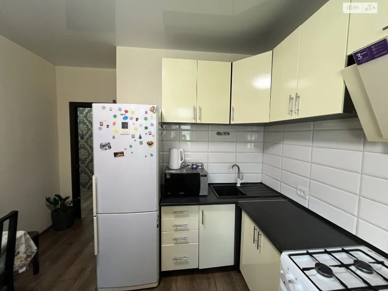 Продаж Квартира Озерна
