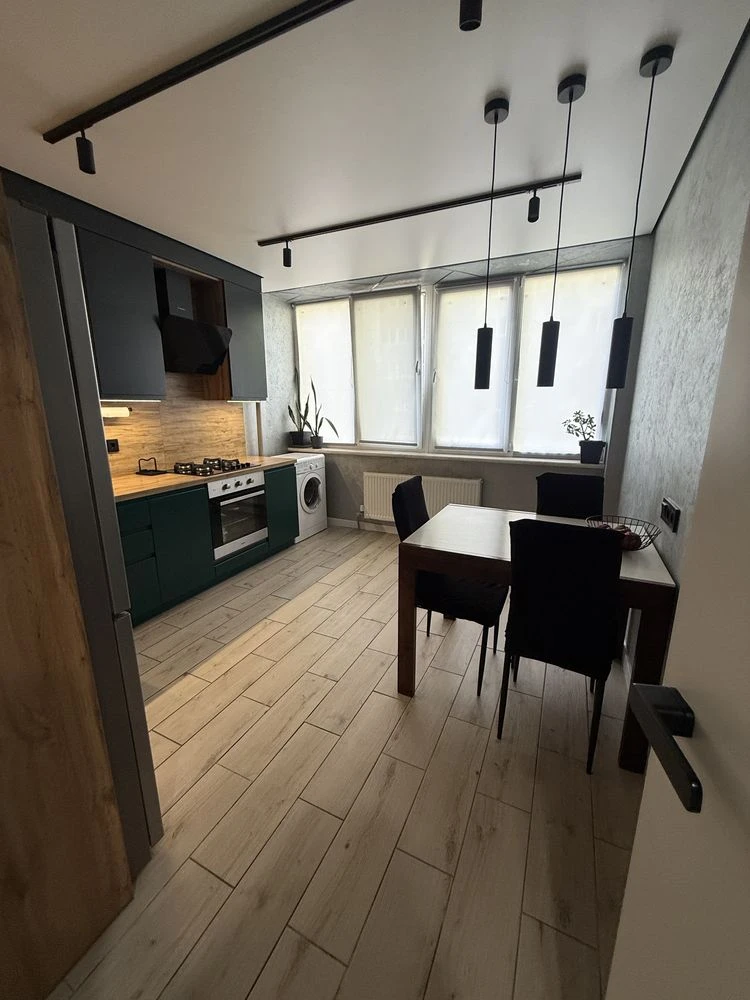 2-room apartment in a developed area! Everything nearby! 2% State Taxes