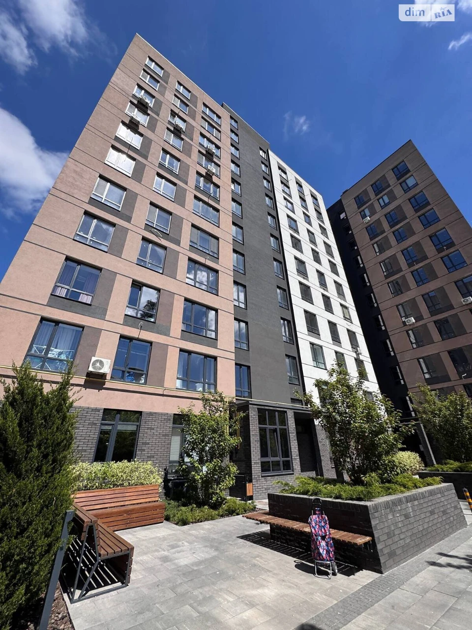 Sale Apartment Romanivka