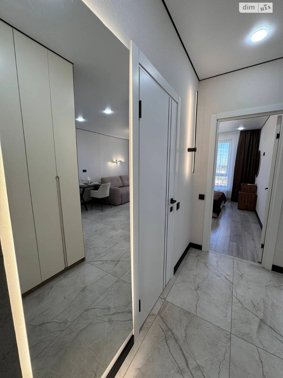 Sale Apartment Romanivka