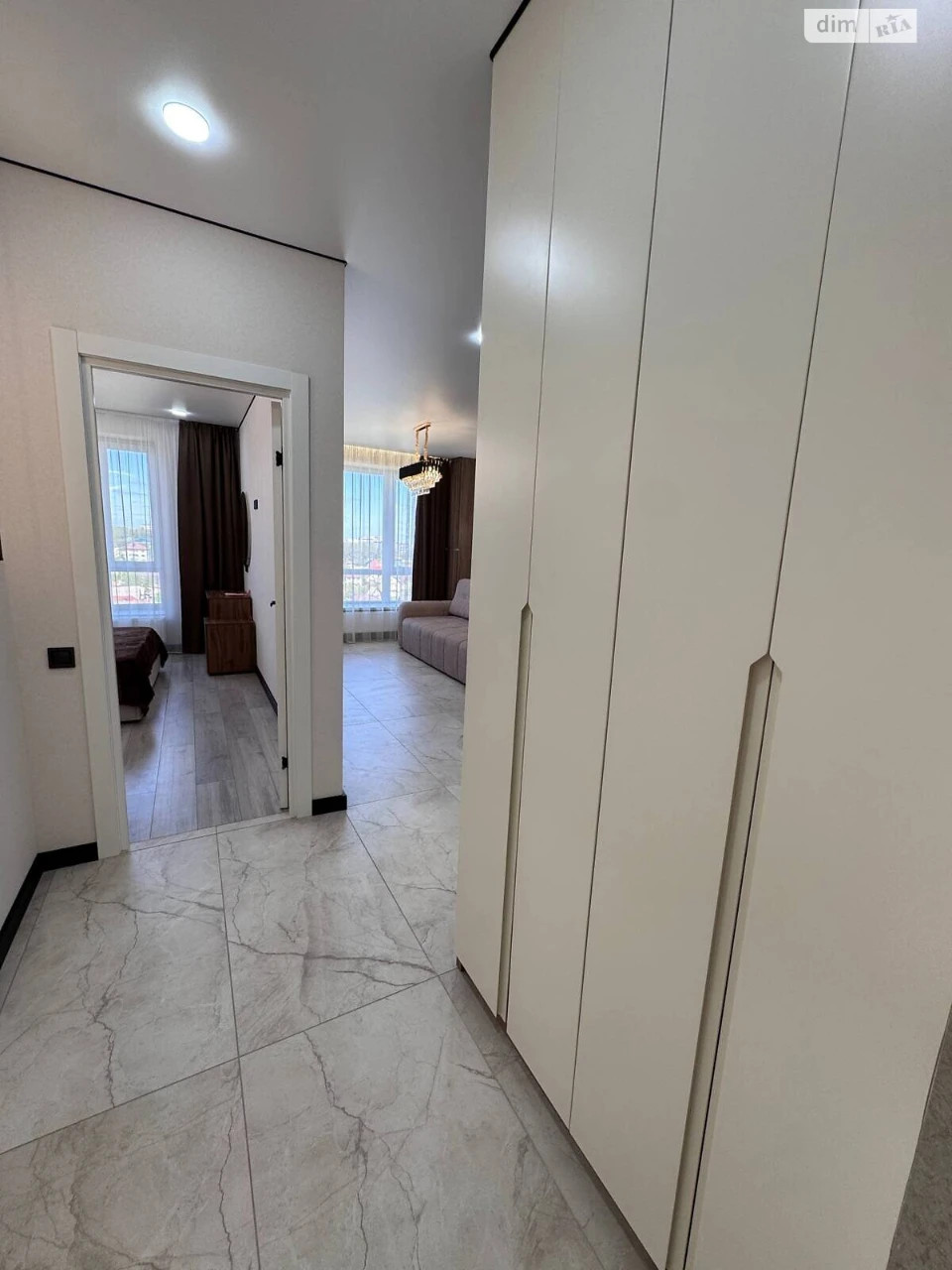 Sale Apartment Romanivka