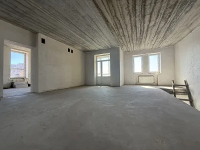 Penthouse with a terrace in the CENTER of Irpin! Sale