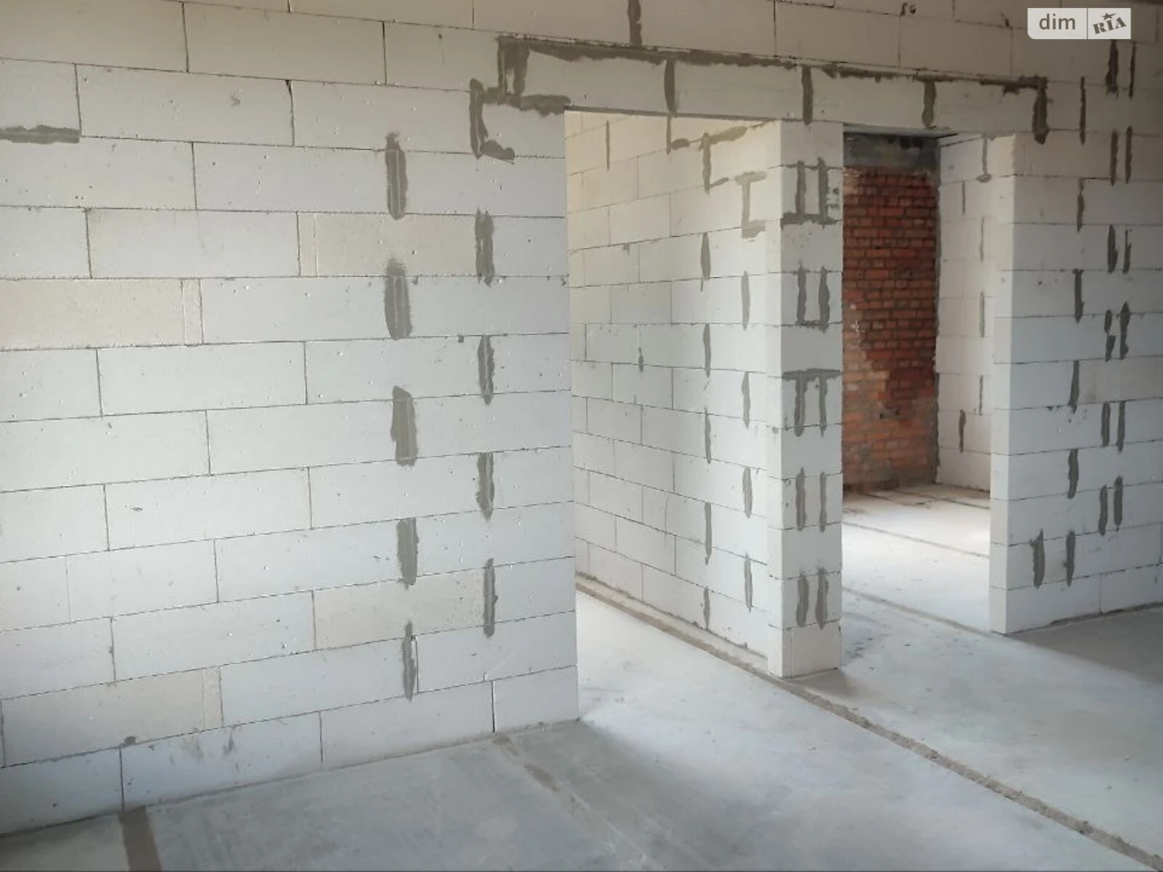 Apartment for Sale in Romanivka