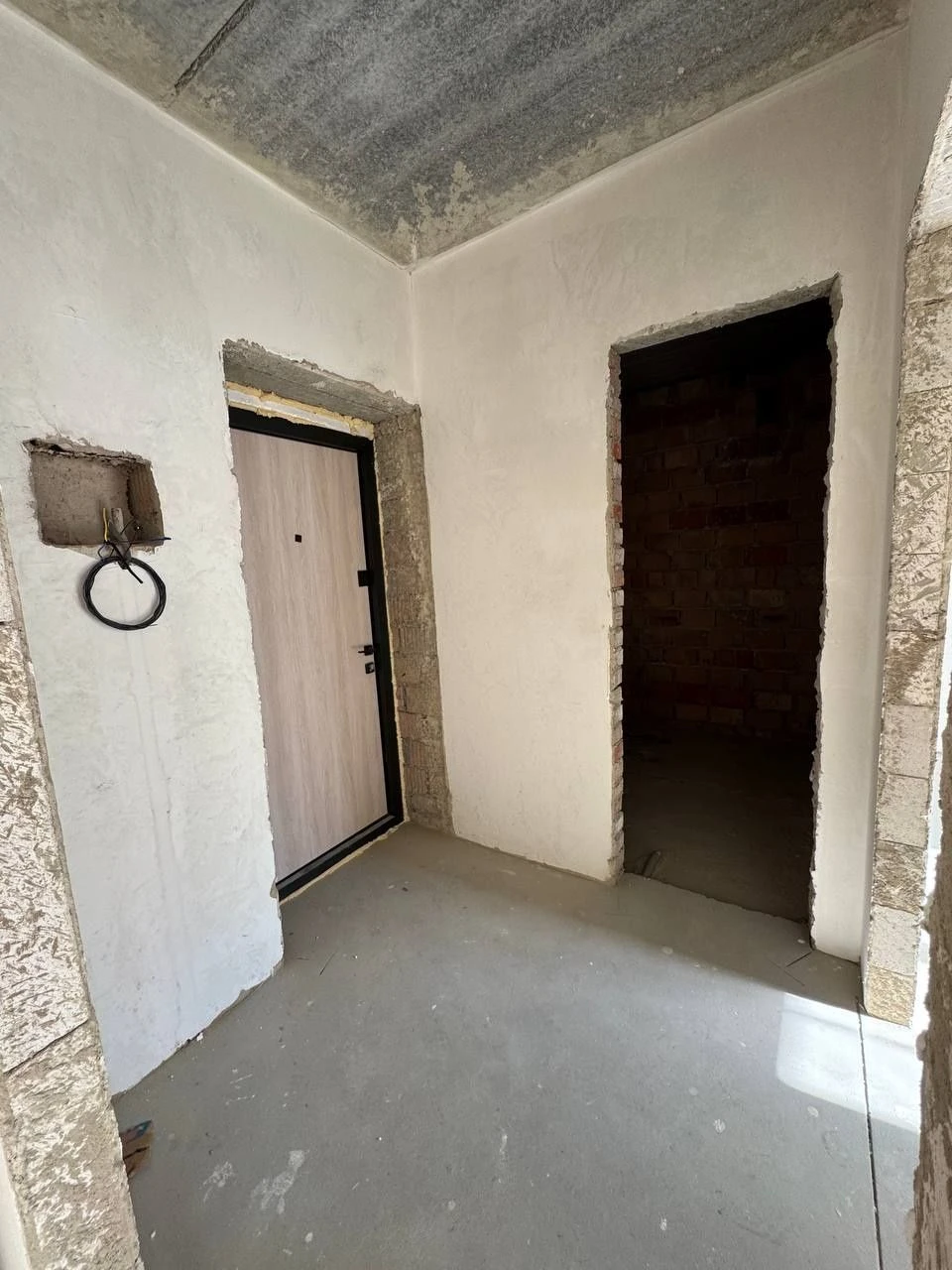 1-bedroom apartment in the ЖК Молодість residential complex with independent heating