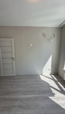 VPO Apartment! 2-room apartment renovated for oneself! Central Park