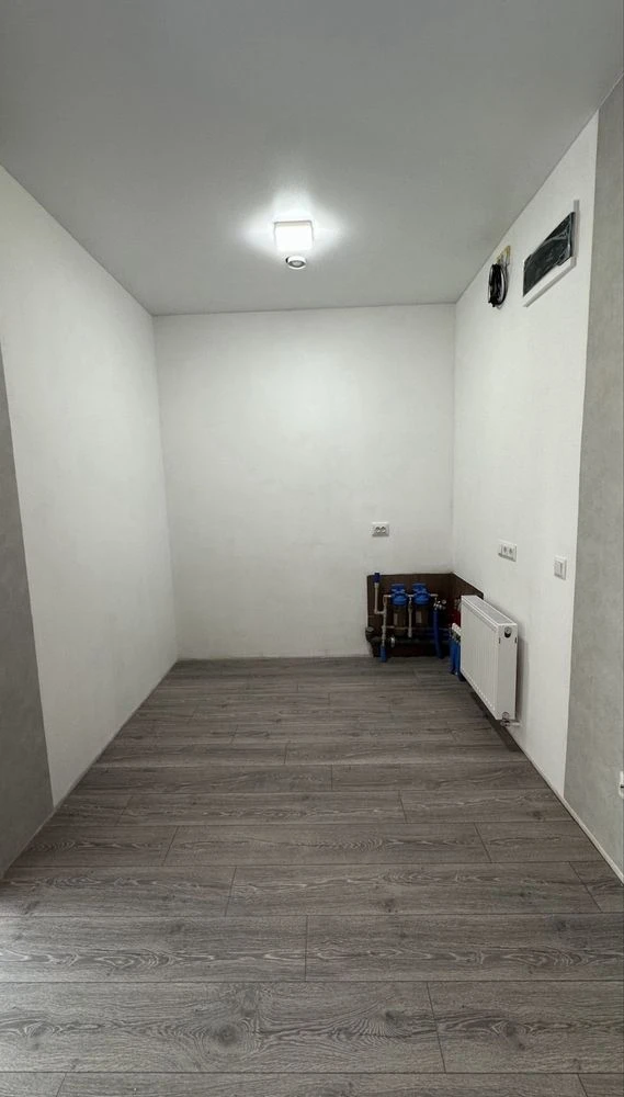 VPO Apartment! 2-room apartment renovated for oneself! Central Park