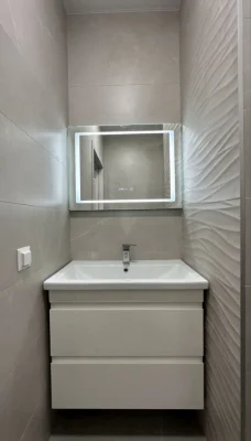 VPO Apartment! 2-room apartment renovated for oneself! Central Park