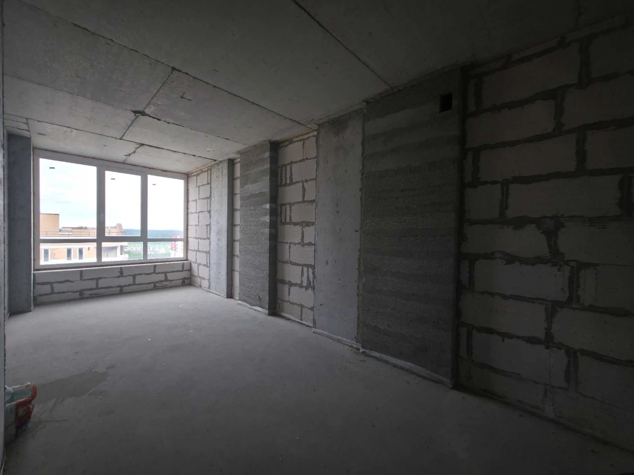Studio Kitchen 24sqm! Selling a fantastic 2-room apartment 64sqm with a DO.