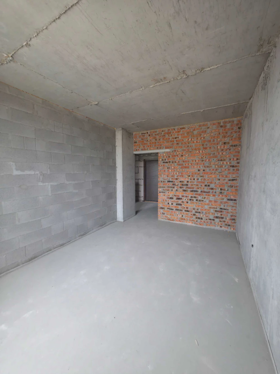 Studio Kitchen 24sqm! Selling a fantastic 2-room apartment 64sqm with a DO.
