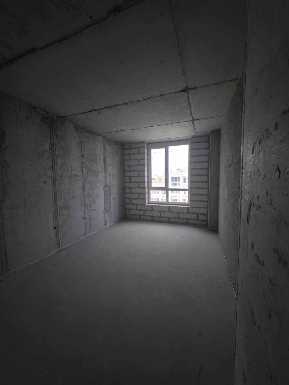 Studio Kitchen 24sqm! Selling a fantastic 2-room apartment 64sqm with a DO.