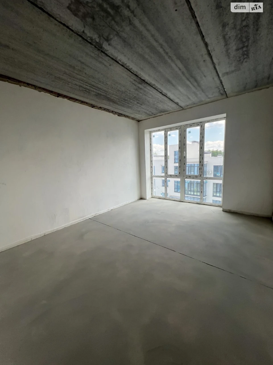 Apartment for Sale in Romanivka