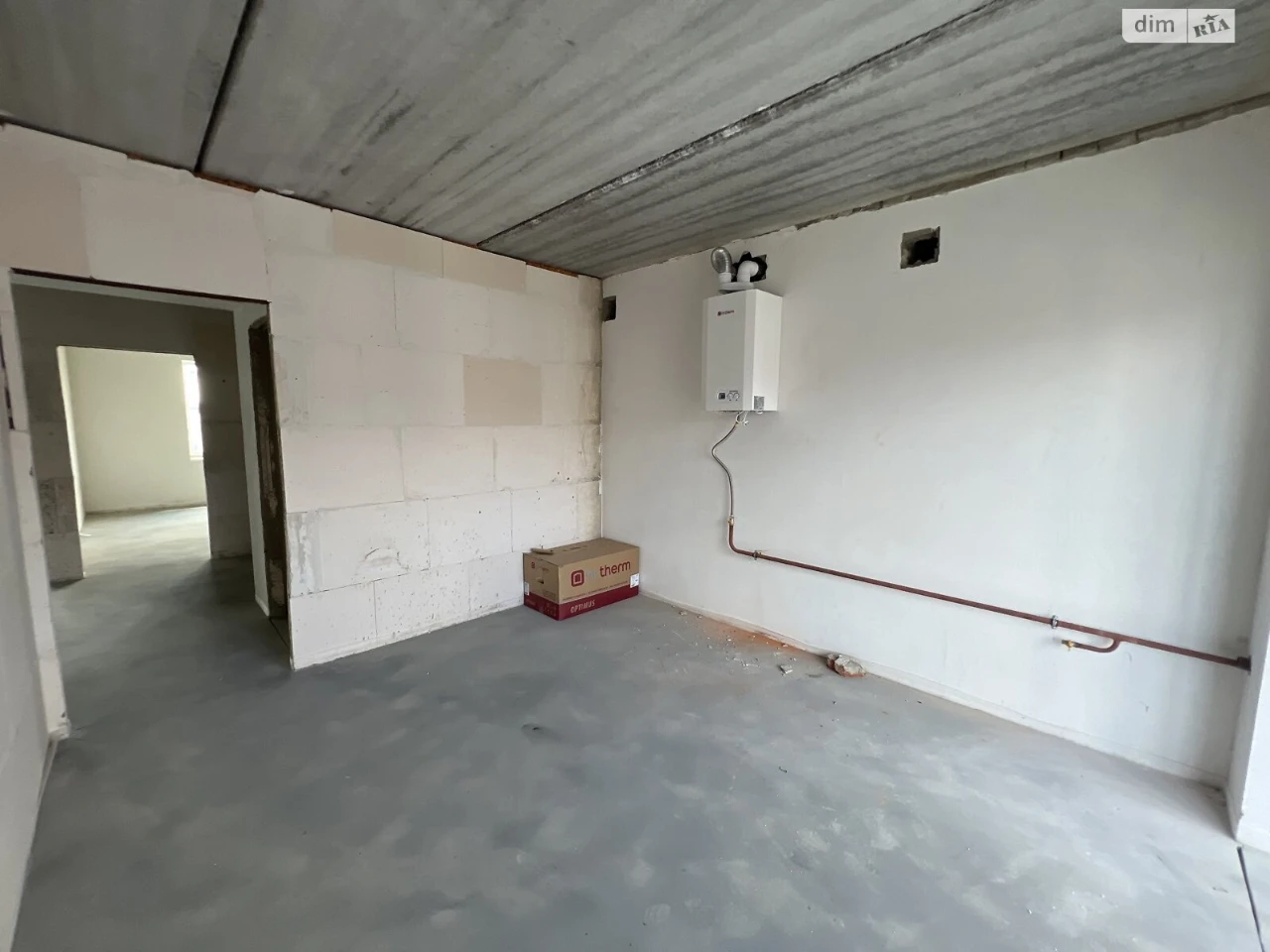 Apartment for Sale in Romanivka