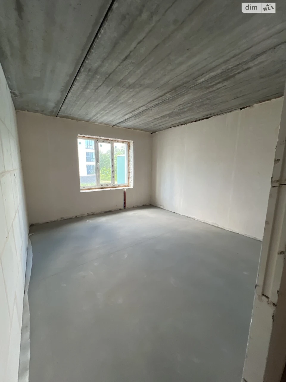 Apartment for Sale in Romanivka