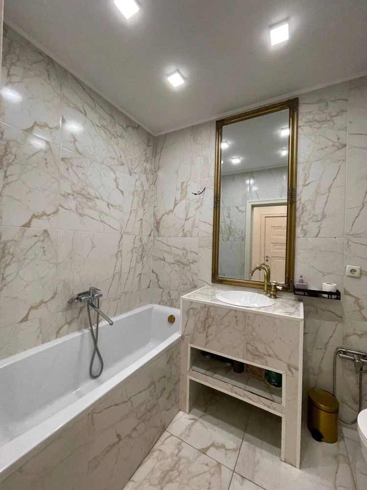 Prime Location! Sale of a 3-room apartment with renovation and a balcony