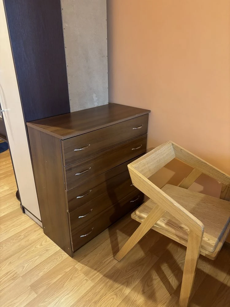 Apartment-studio for sale in a great location surrounded by fir trees