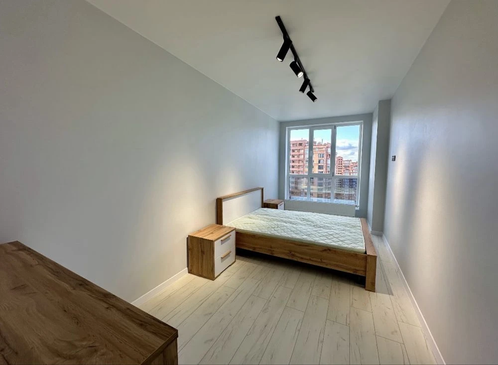 Spacious panoramic 2-bedroom apartment with new renovation in Central