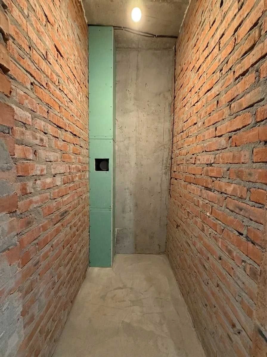 NO COMMISSION 2-bedroom apartment in City Park residential complex, near Central Park