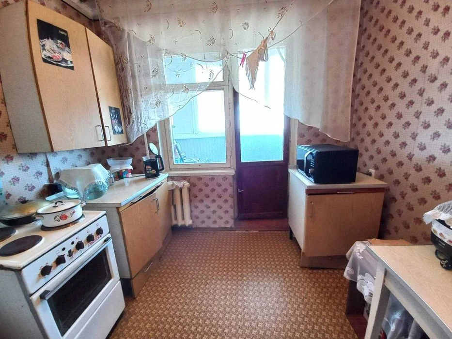 Продам 1-комнатную квартиру на Семена Палия
