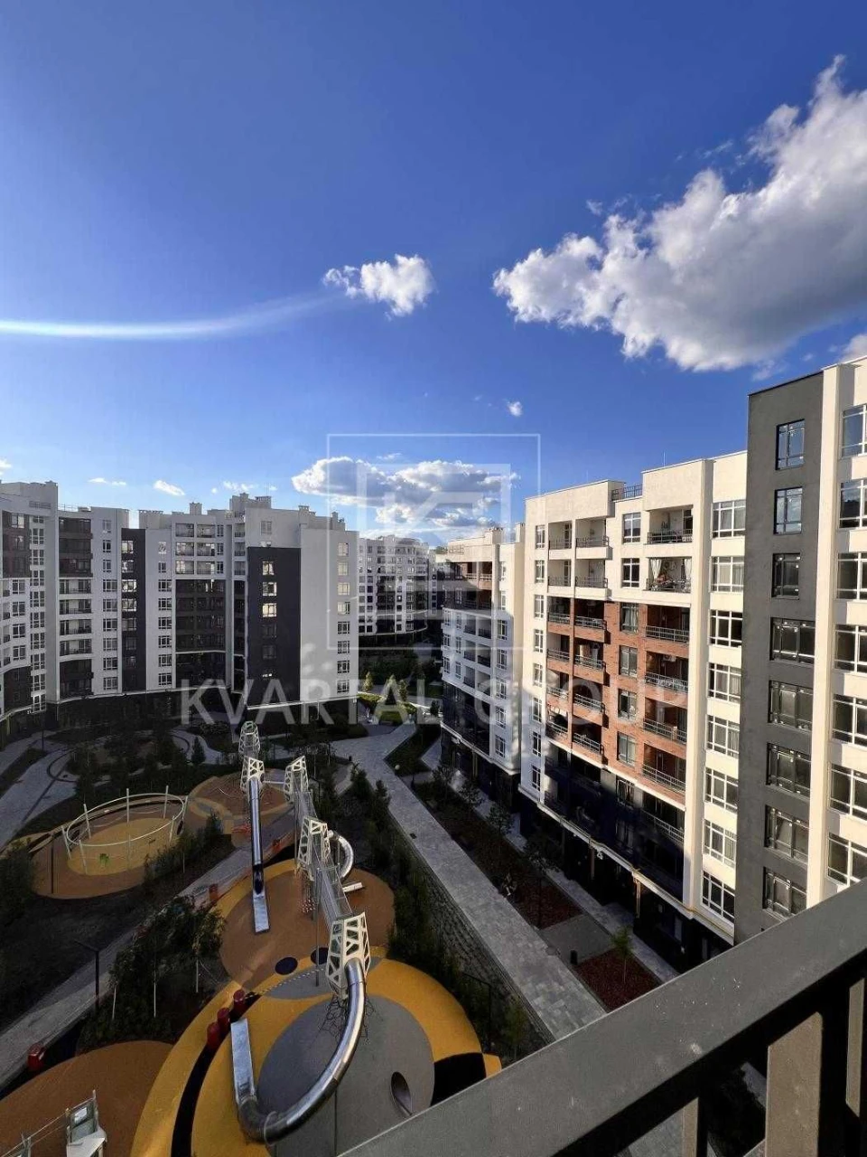 2к квартира 59м² у ЖК Синергія Сіті. Індивідуальне опалення.