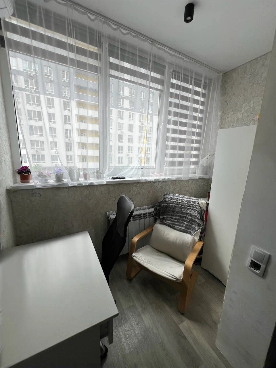 Announcement of a new 1-bedroom apartment with renovation in a new complex. State-owned.