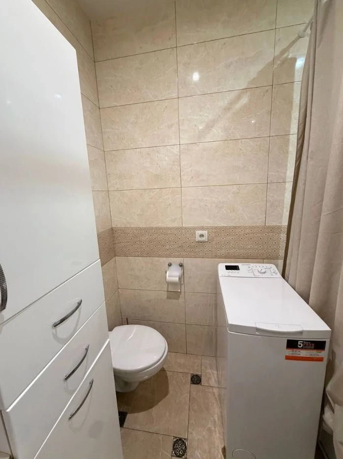 SELLING!! Euro-2 room apartment renovated! Individual