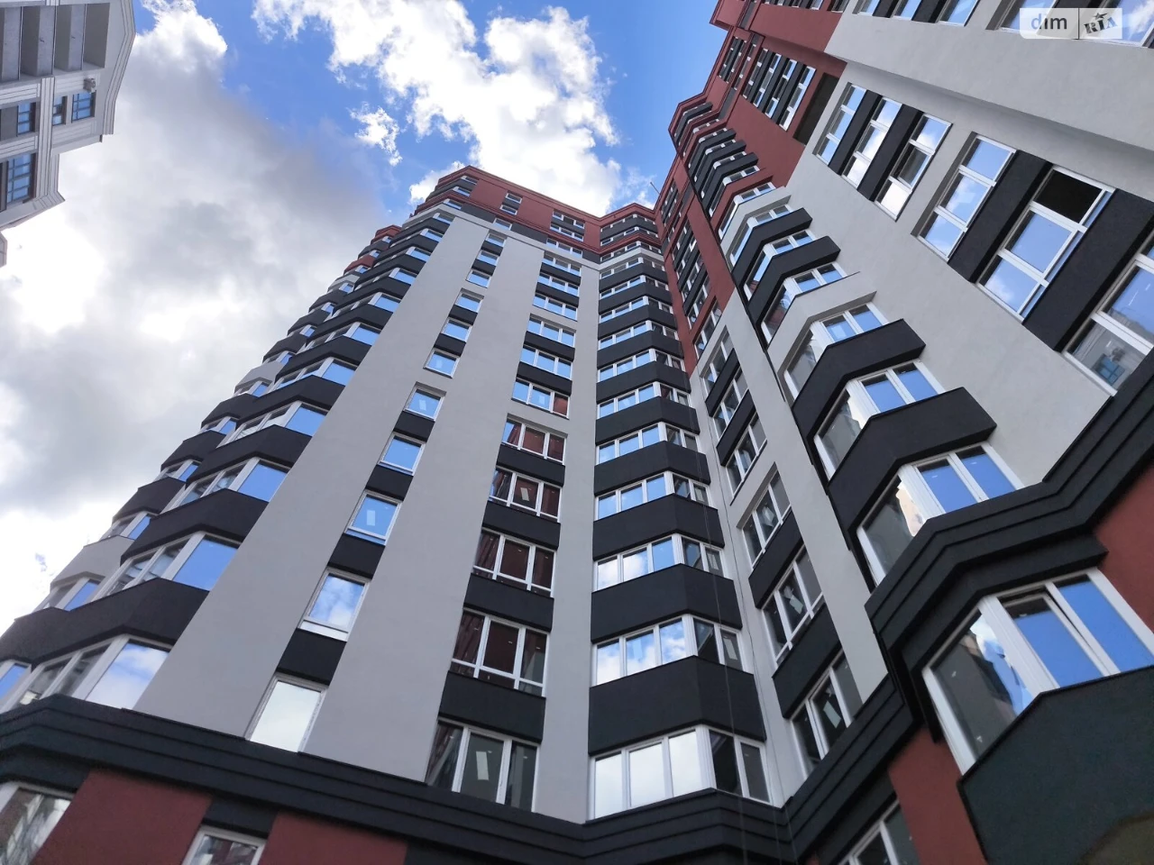 Apartment for Sale in Romanivka