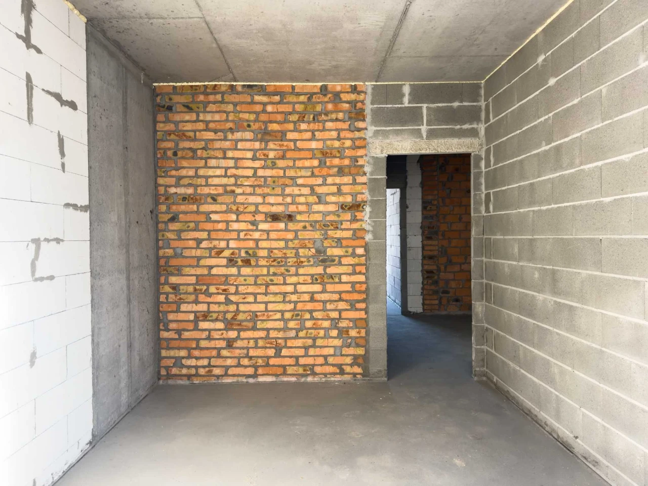 Apartment near Kyiv with voucher and supplement. Closet, park, forest, r
