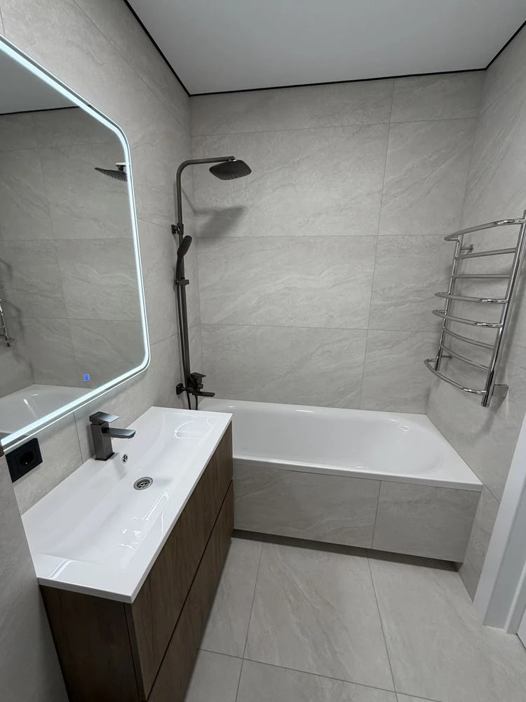 Sale - 2-room apartment with new renovation in Central-2 residential complex, storage room