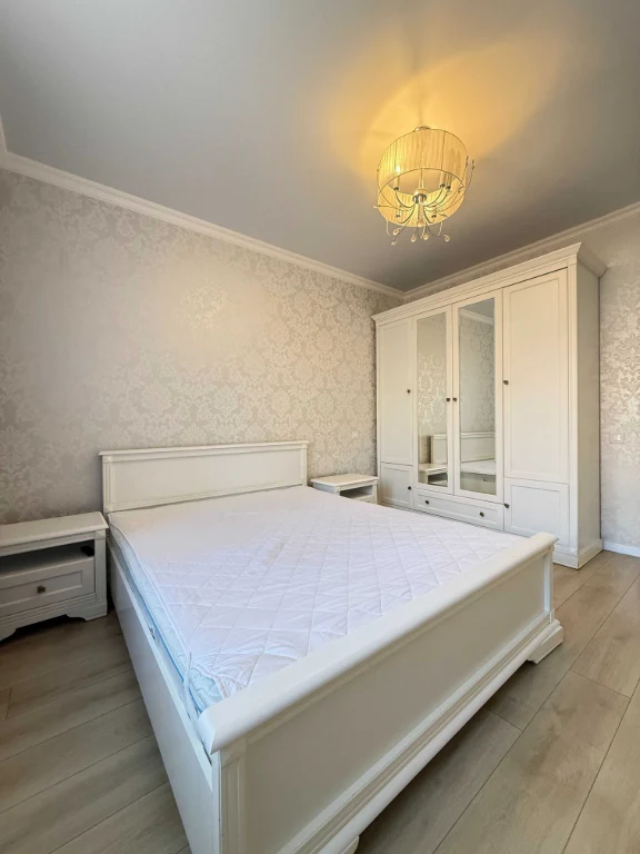 Lovely two-bedroom apartment in Central Park!