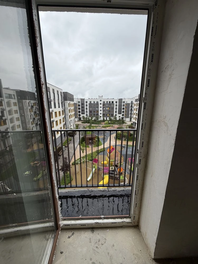 Sale of a large 1-bedroom apartment in the "Molodist" residential complex