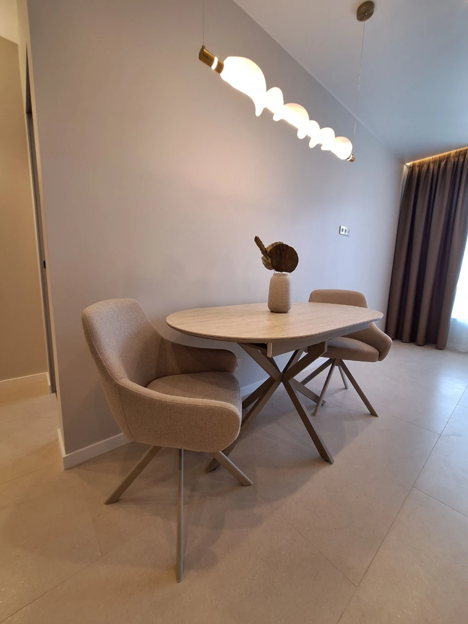 For Sale: 2-bedroom apartment, 42 sq m, with a new designer renovation!